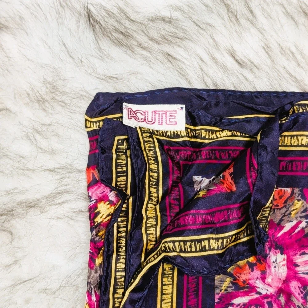 Acute Brand Scarf Vibrant Bold Abstract Floral Print Multifunctional 29